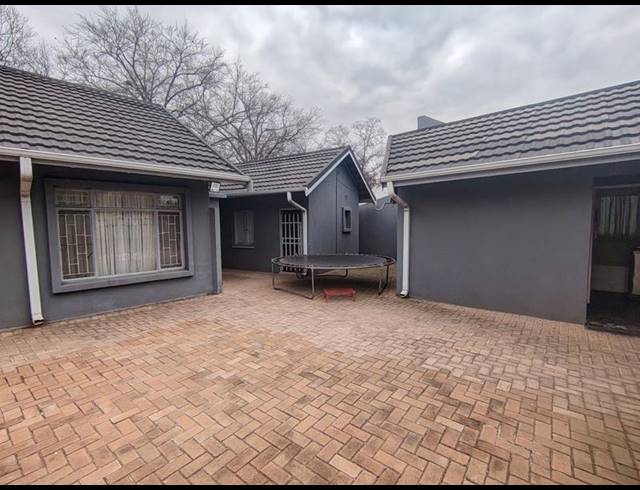 5 BEDROOM HOUSE FOR SALE IN SASOLBURG EXT 4